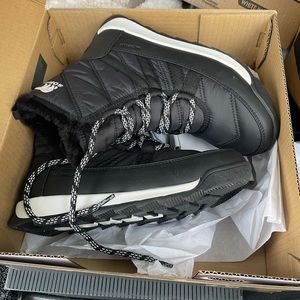 SOREL Whitney II snow boots